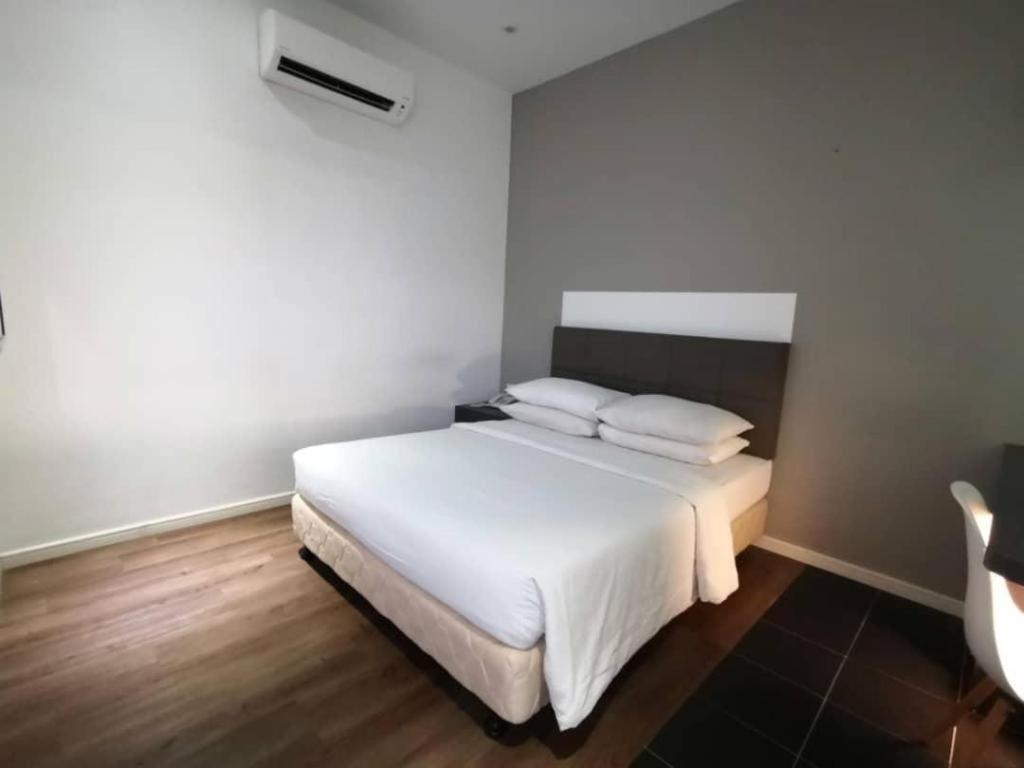 The Ardens Hotel - Austin Johor Bahru Eksteriør billede