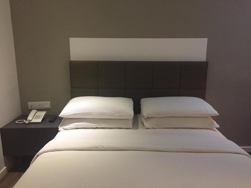 The Ardens Hotel - Austin Johor Bahru Eksteriør billede